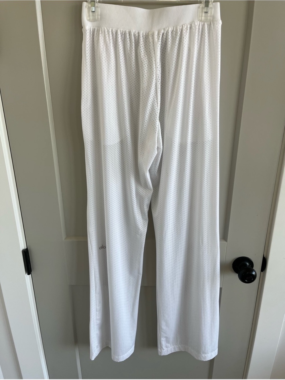 Alo xs Women's White Mesh Wide-Leg Lounge Pants - Picture 3 of 6